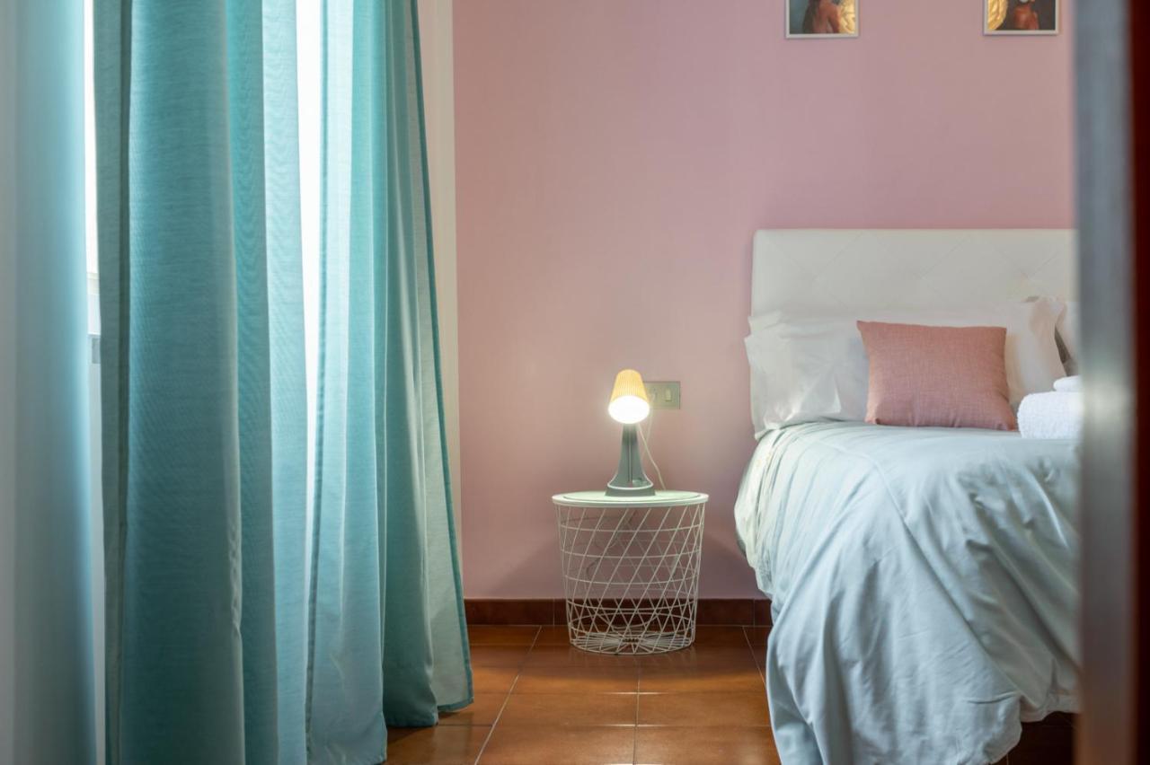 La Verde Rosa - Casa Vacanze A Due Passi Dal Lago Marta Exteriér fotografie