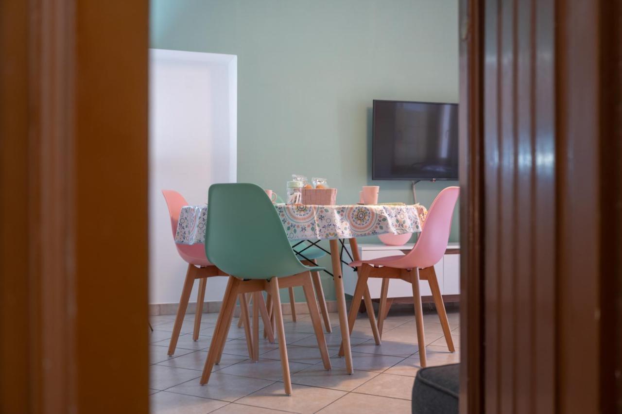 La Verde Rosa - Casa Vacanze A Due Passi Dal Lago Marta Exteriér fotografie