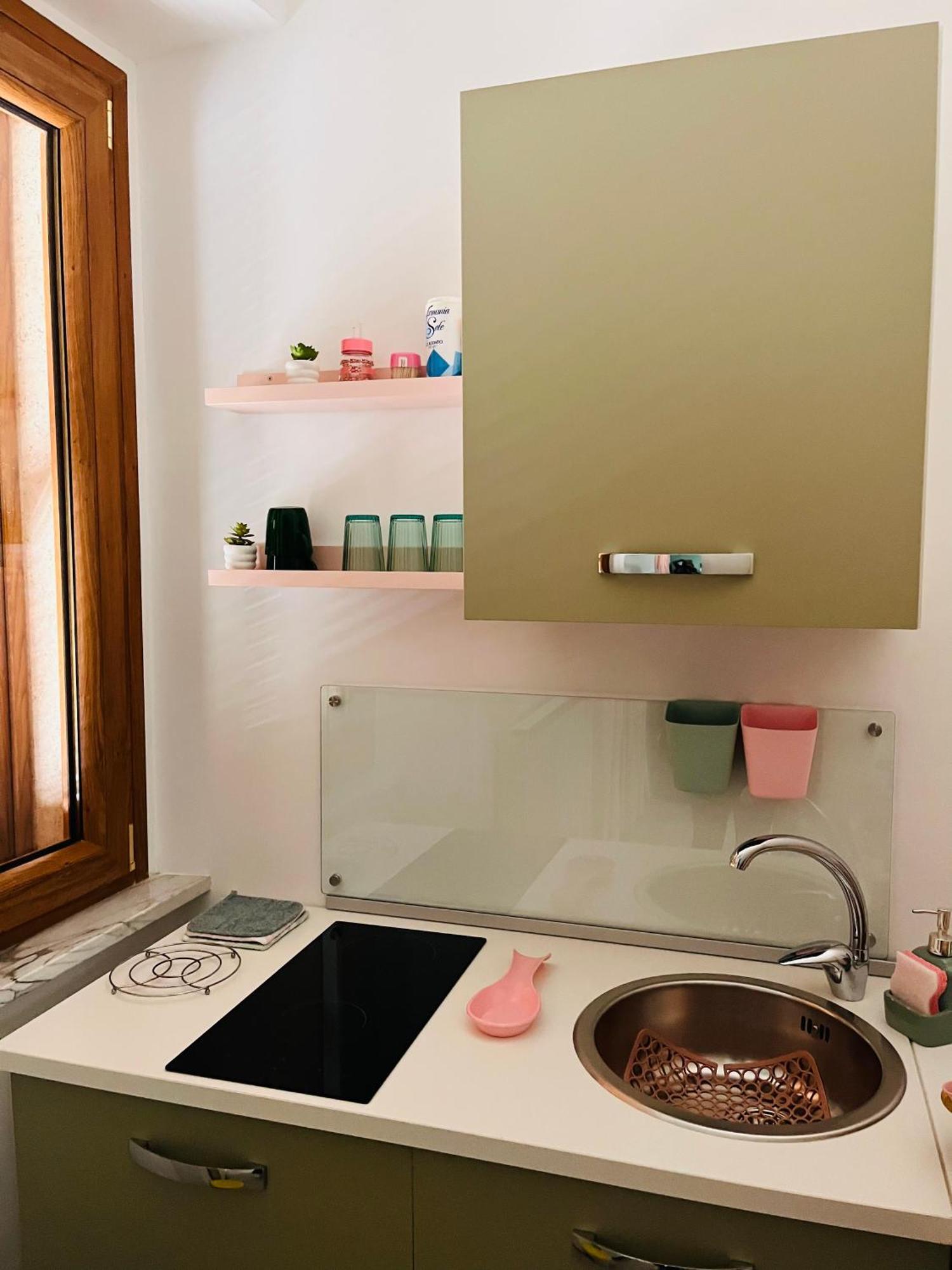 La Verde Rosa - Casa Vacanze A Due Passi Dal Lago Marta Exteriér fotografie